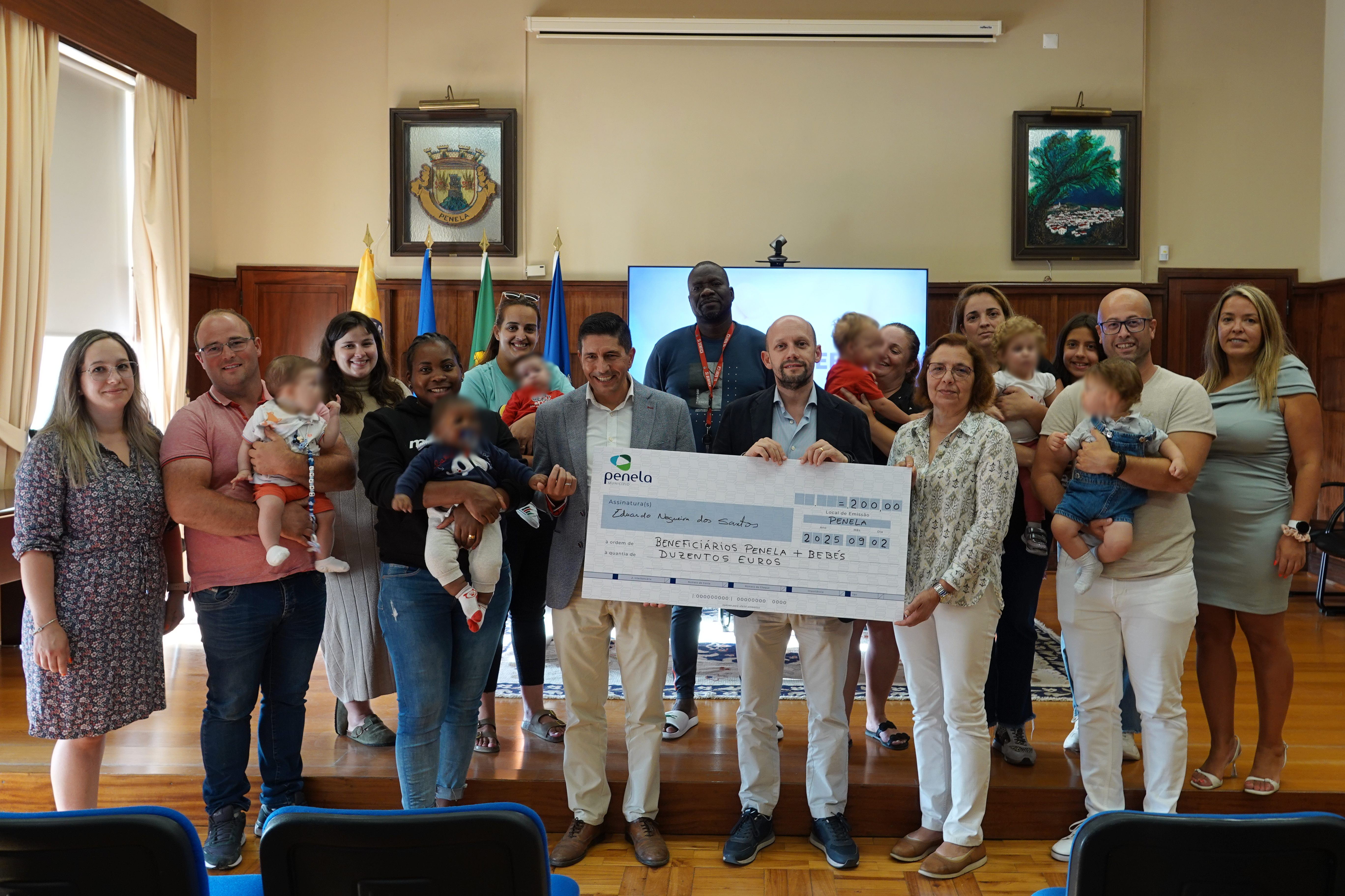 Município de Penela entrega primeira tranche do apoio à natalidade “Penela + Bebés”