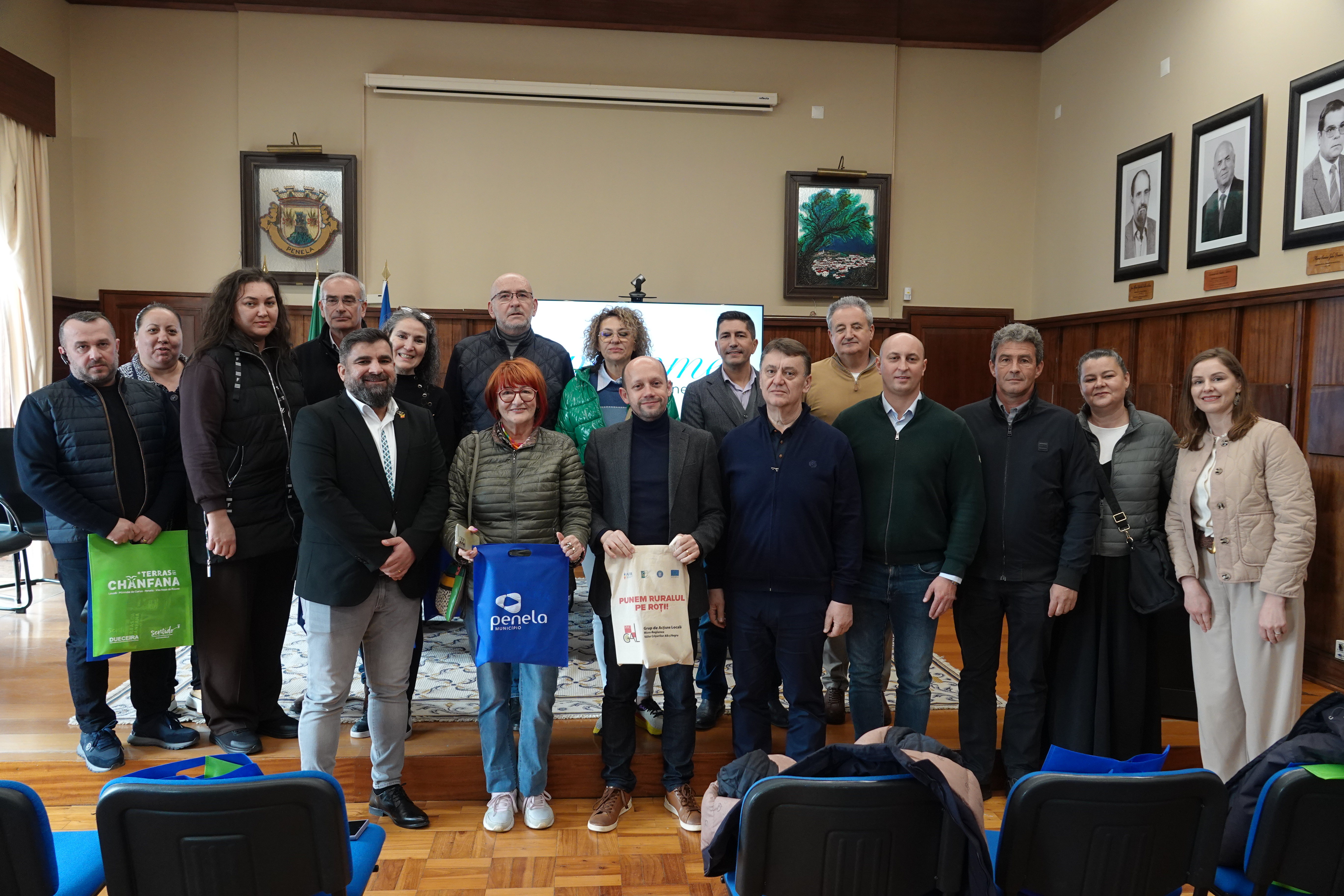 Câmara Municipal de Penela recebe visita técnica de GAL´s da Roménia