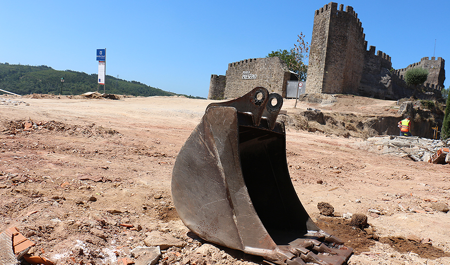 Arrancaram as obras de “Arranjos exteriores envolventes ao Castelo de Penela”