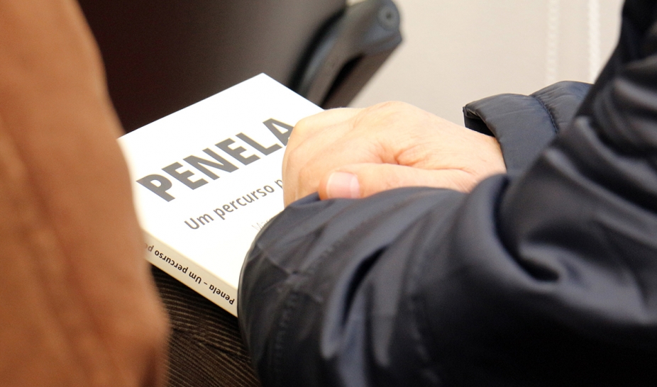 Casa cheia no lançamento do livro do centenário de Salvador Dias Arnaut 