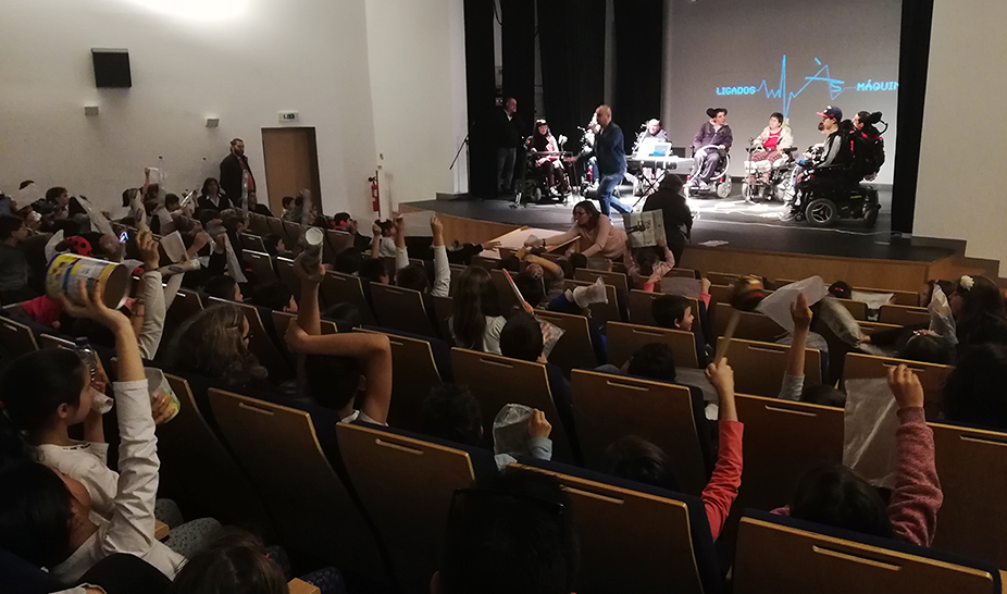 A Arte voltou a visitar Penela com a banda “Ligados às Máquinas”