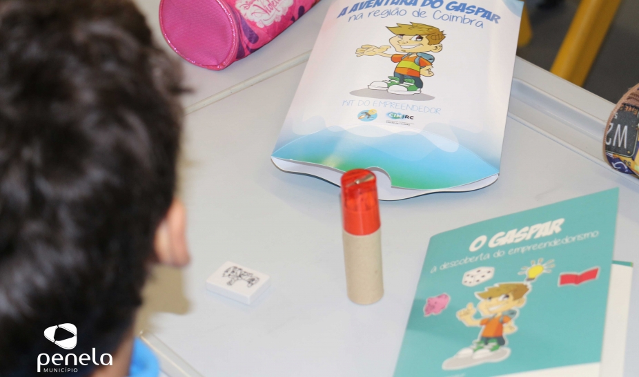 Alunos do 4º ano receberam visita das mascotes “Gaspar e Inês”