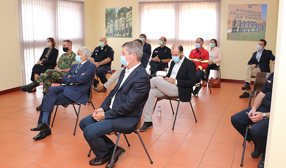 Secretária de Estado da Administração Interna visitou bombeiros de Penela