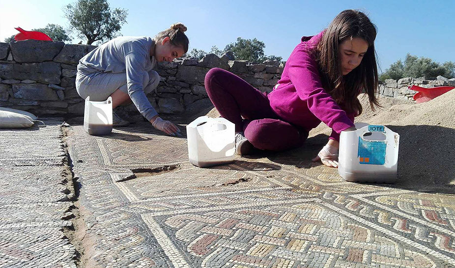 Sessenta e oito jovens “arregaçaram” as mangas pela comunidade e património