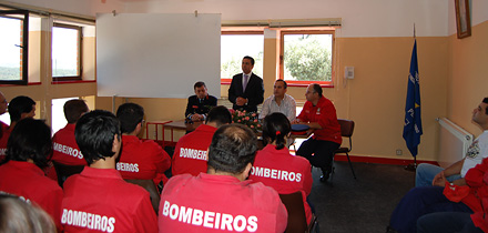 Presidente da Câmara a discursar