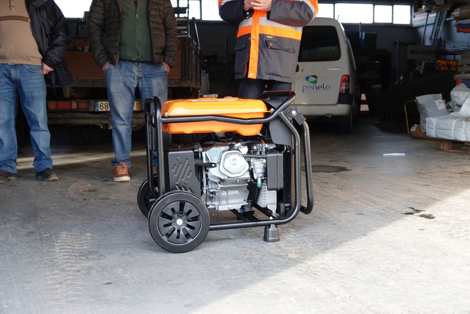 Câmara Municipal de Penela atribui geradores às Juntas de Freguesia do Concelho