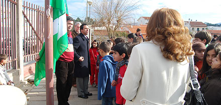 hastear da bandeira verde na EBI Infante D. Pedro