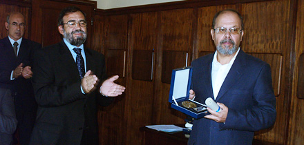 Medalha de Mérito Social entregue à Casa de Beneficência Conselheiro Oliveira Guimarães